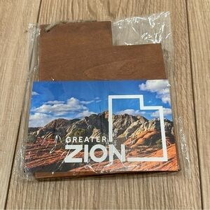 NWT Utah Shaped Wooden Trivet